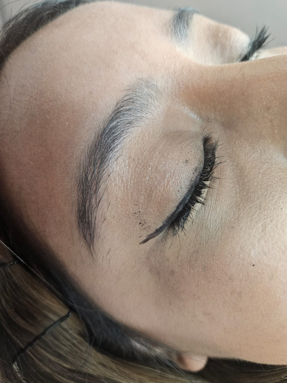 Laminado de cejas